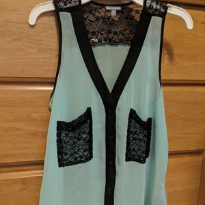 Cute tank top with lace